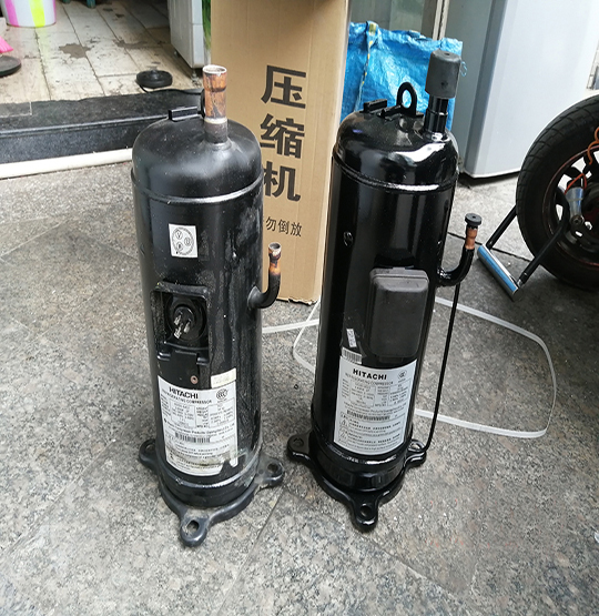 美兰中央空调压缩机的更换维修